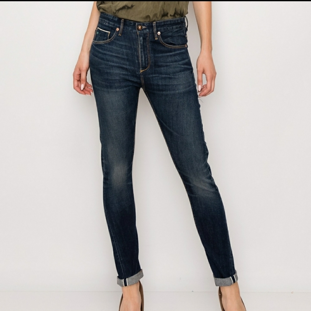 TORTOISE MID-RISE SKINNY CROP JEANS